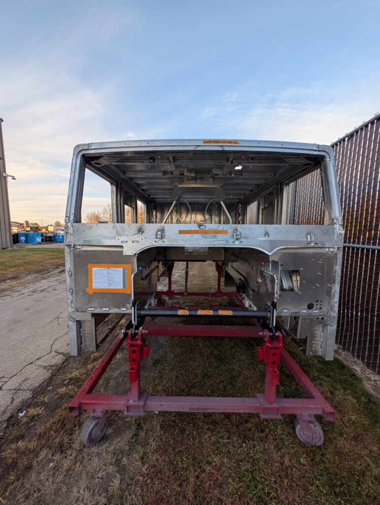 Woodland 39778 02 Cab