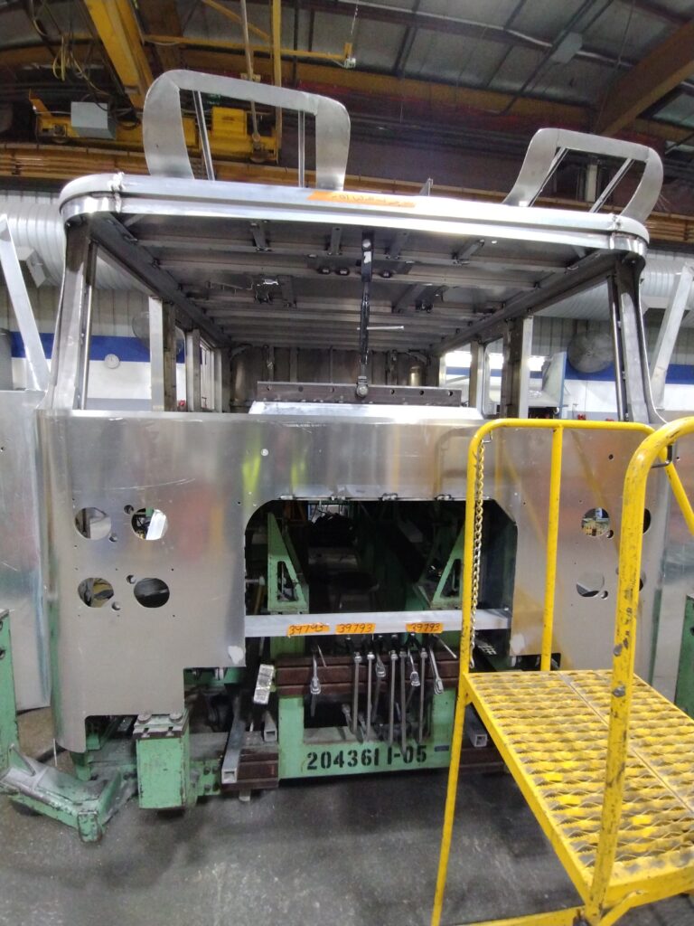 Santa Rosa FD 39793 01 Cab