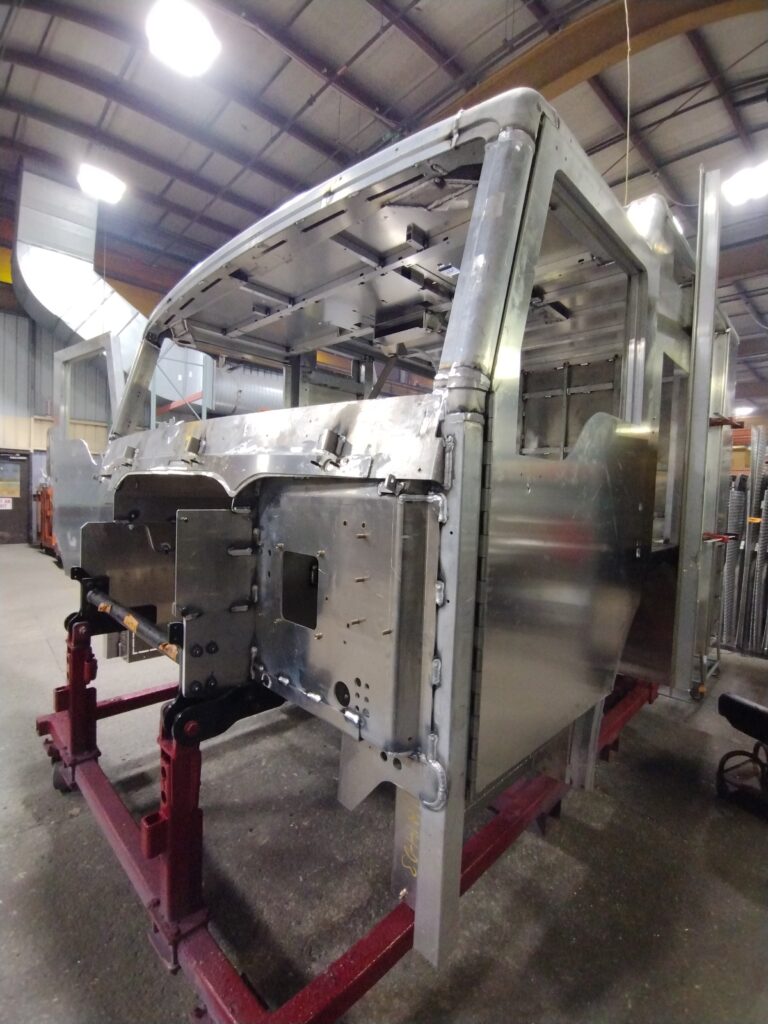 Sunnyvale DPS 41214 03 Cab