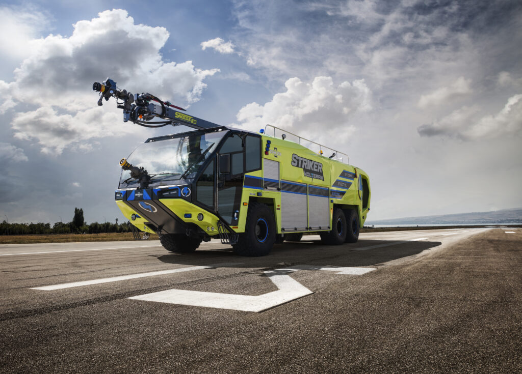 Electric airport apparatus on a tarmac